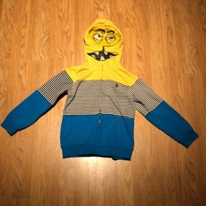 Volcum Boys size 6